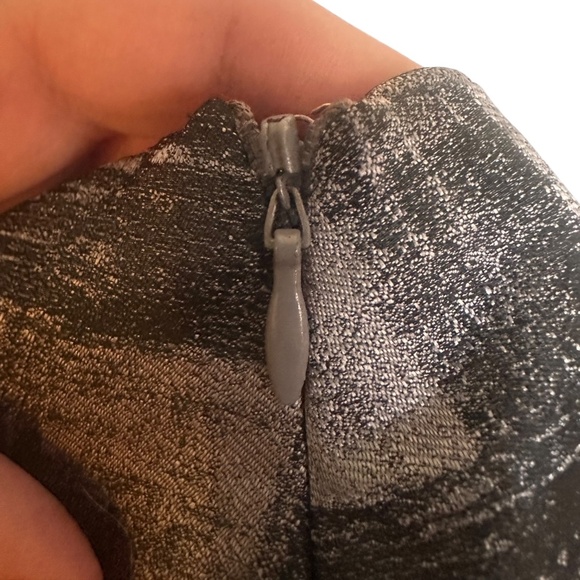 Vintage 00s Forever Love 21 Silver Window Pane Print Pleated Skirt Medium - Picture 6 of 6